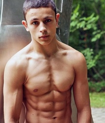 Shirtless Twinks:  Handsome & Athletic  5f4b1dcf1a6dd.jpg