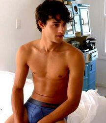 Shirtless Twinks:  Handsome & Athletic  5f4b1ddfc96f4.jpg