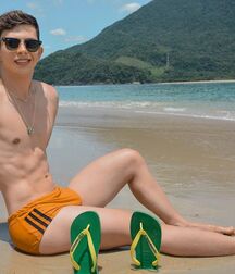 Handsome & Hunky Guys Gay Tube 5f56c22146223.jpg