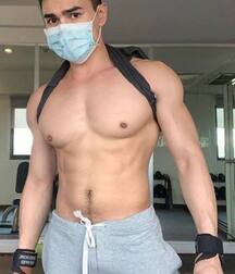 More Handsome & Fit Guys Some Wearing Masks  5f8066fe1eaec.jpg