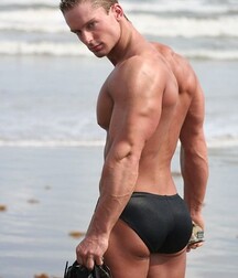 Black Speedo Hunks Gay Tube 5f947f1ab1463.jpg