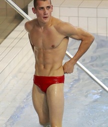 Red Speedo Guys Boys Gay Tube 5f9584c28508b.jpg