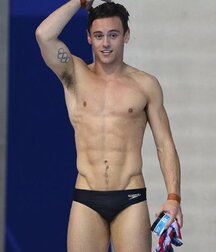Tom Daley British Diver 5f98d8fc54e41.jpg