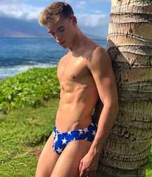 Fit & Handsome Males Gay Tube 5fa9e912ca23c.jpg