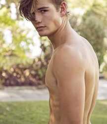 Fit & Handsome Males Gay Tube 5fa9e9307ec3b.jpg