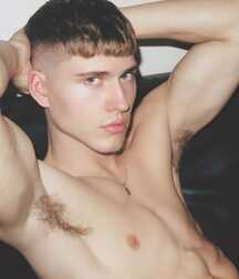 Fit & Handsome Males Gay Tube 5fa9e9412f5d4.jpg