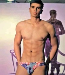 Good Looking and Fit Gay Tube