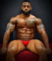 Good Looking and Fit Gay Tube 5faa15abe4c4e.jpg