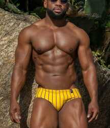 Good Looking and Fit Gay Tube 5faa15b3a16de.jpg