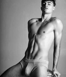 Underwear Hunks Gay Tube 5faa1a86d599c.jpg