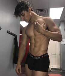 Handsome & Hunky Guys Gay Tube Muscles  5fab5cd924263.jpg