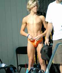 Speedos Rock Gay Tube 5fac6f70a6bd0.jpg