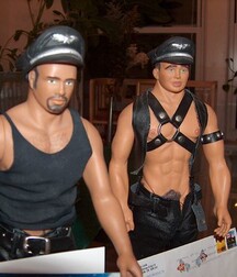 Action Figures & Male Dolls 5fb13af87836d.jpg