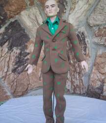 Action Figures & Male Dolls 5fb13b31a222f.jpg