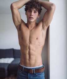 Fit & Good Looking Guys Gay Tube 5fb2a9b03ccb1.jpg
