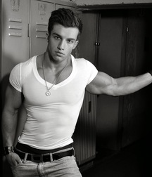 Young Muscle Gay Tube Strong 5fb3f078c044f.jpg