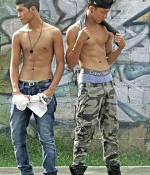 Saggers R Us Gay Tube 5fb4aea18691c.jpg