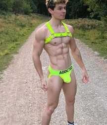 More Handsome Gay Tube & Fit Guys  5fb576be12e9c.jpg