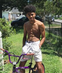 Young Lean Muscle Gay Tube 5fb699682f9b5.jpg