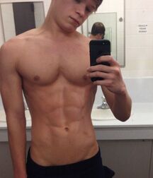 Selfie Twinks Gay Porn Shirtless 5fb6b9795a91a.jpg