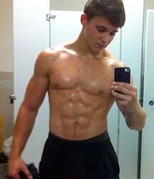 Abs R Us Gay Tube Shirtless 5fb7de14582cf.jpg