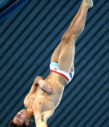 Athletes Non Nude Gay Tube 5fb8289c4b91c.jpg