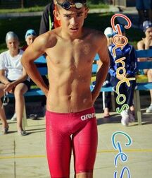 Twinks and Twunks Gay Shirtless Tube Lean 5fb8b2d12330d.jpg