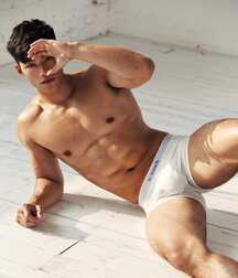 Pecs-tacular Young Guys Gay Tube 5fb96a64f0704.jpg