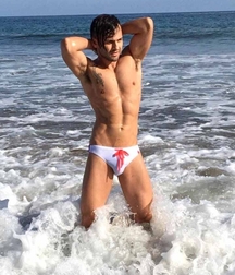 Sexy Plus Models Gay Tube 5fbee300ddb40.jpg