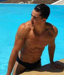 Pietro Boselli Gay Tube 2 5fc0883d8d884.jpg