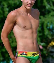 Speedo Patterns Guys Gay Tube 5fc1655f6126a.jpg