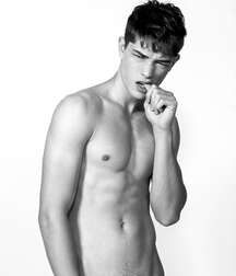 Francisco Lachowski Gay Tube 5fc27249f0af6.jpg