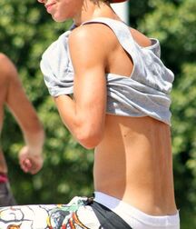 Twinks & Tweens Eye Candy Gay Tube 5fc3d2f84d1a5.jpg