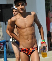 Twinks & Tweens Eye Candy Gay Tube 5fc3d314689d9.jpg