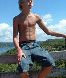 Twinks Abs Gay Tube 5fc65bbc727ba.jpg