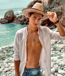 Twink Dreams Gay Tube Shirtless 5fc7159e68f11.jpg