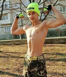 Twink Dreams Gay Tube Shirtless 5fc715aa23c05.jpg