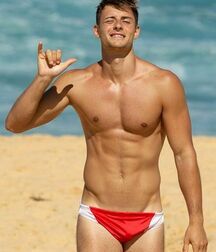 Aussies Swim Gay Tube
