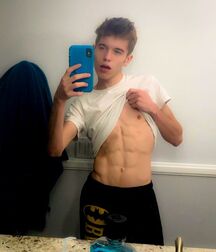 Twink Tour Gay Tube 5fc9329e46a8b.jpg