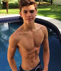 Twink Abs Gay Tube Sexy Boys 5fc9b24229081.jpg