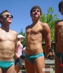 Speedo Buddies Gay Tube 5fd186e5103e7.jpg