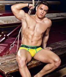 Yellow Is Golden Gay Tube 5fd686a81a80e.jpg