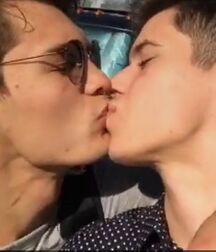 Gay Kissing Boys Porn 5fd96191956c5.jpg