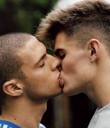 Gay Kissing Boys Porn 5fd96193e7d36.jpg
