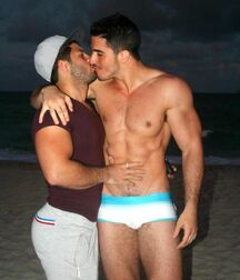 Gay Kissing Boys Porn 5fd961b2e4e71.jpg