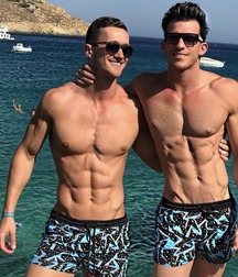 Hunky & Hot Gay Tube 5fdd54e615db7.jpg