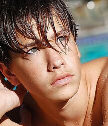 Handsome Gay Tube Guys muscles  5fe175f2008b7.jpg