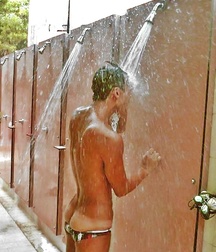 Gay Shower & Bath Tube Porn 5fe2467f4aa52.jpg