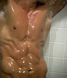 Gay Shower & Bath Tube Porn 5fe246acb99c3.jpg