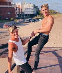 Naked Gay Males Tube 5fe5164e66c25.jpg